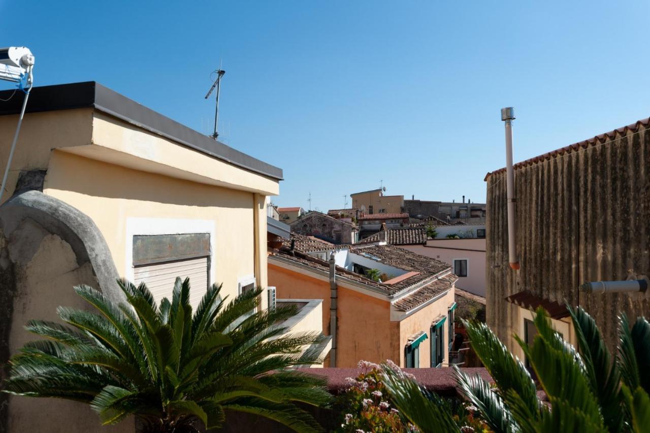 Casa Flo Con Terrazza E Ascensore Salerno Eksteriør bilde