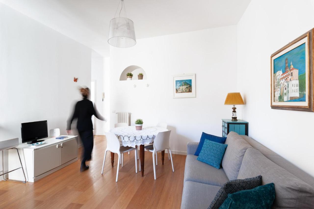 Casa Flo Con Terrazza E Ascensore Salerno Eksteriør bilde