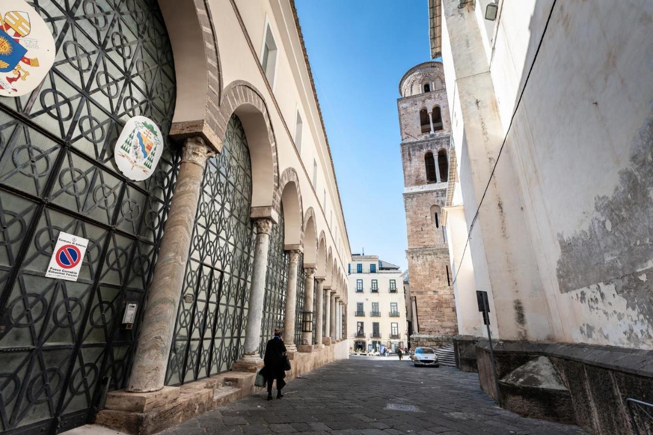 Casa Flo Con Terrazza E Ascensore Salerno Eksteriør bilde