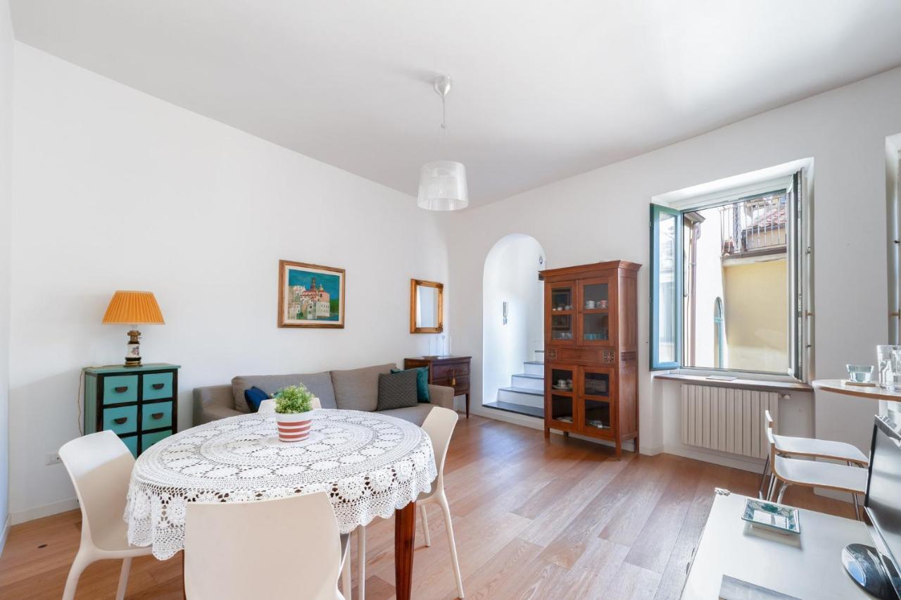 Casa Flo Con Terrazza E Ascensore Salerno Eksteriør bilde