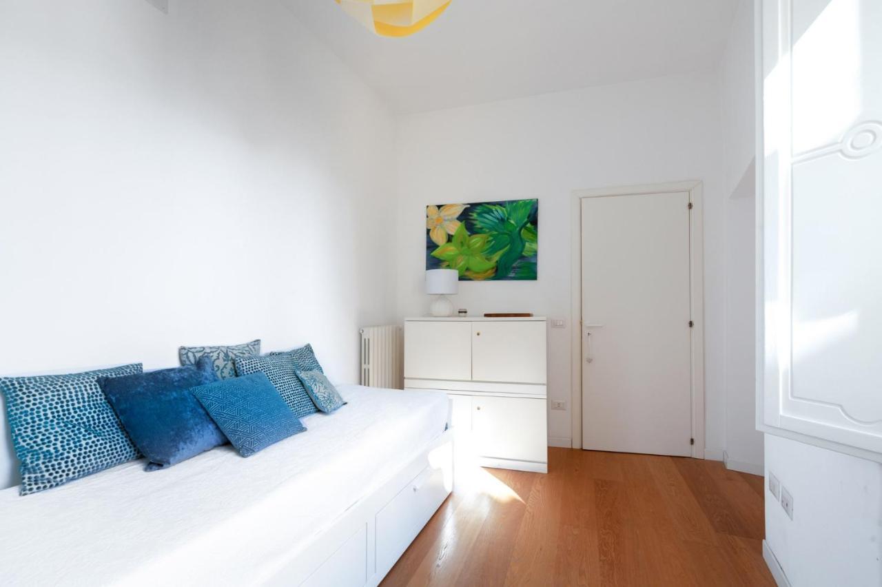 Casa Flo Con Terrazza E Ascensore Salerno Eksteriør bilde
