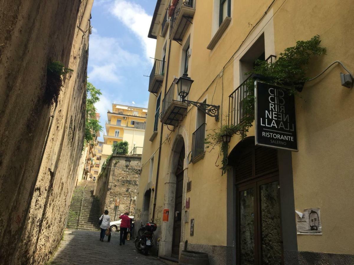 Casa Flo Con Terrazza E Ascensore Salerno Eksteriør bilde